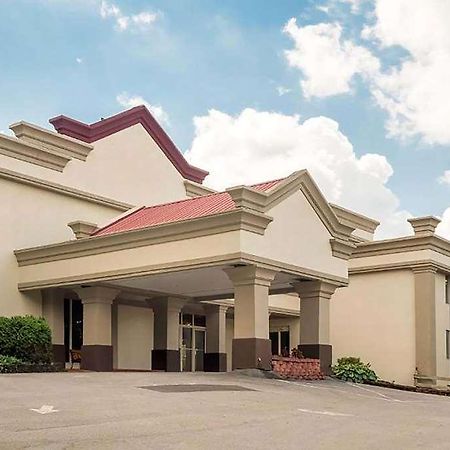 Days Inn By Wyndham Williamsport Eksteriør bilde